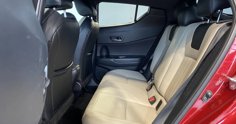 Toyota C-HR cena 94900 przebieg: 63500, rok produkcji 2018 z Kobylin małe 466